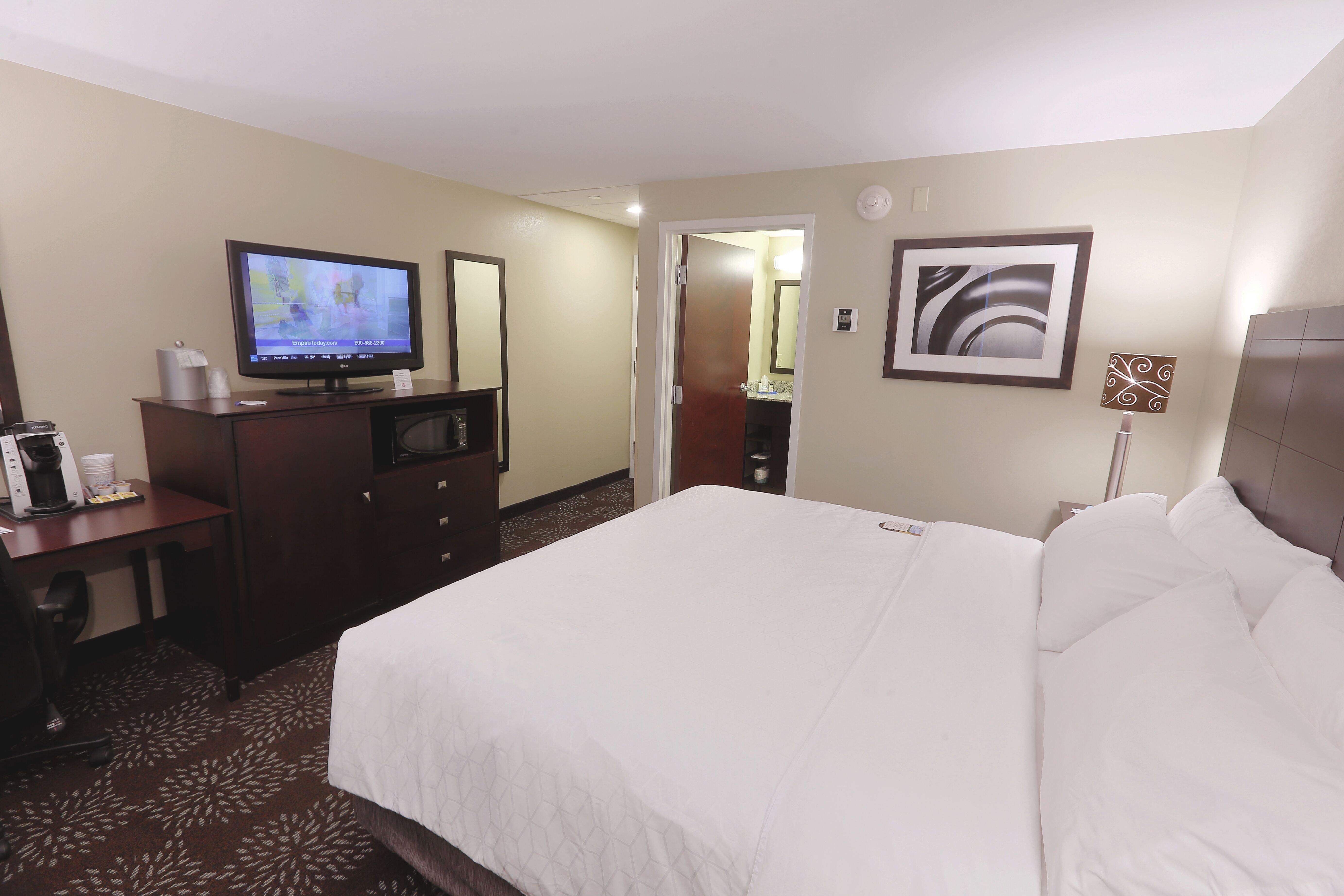 Holiday Inn Express Pittsburgh West - Greentree, An Ihg Hotel Crafton Exterior photo